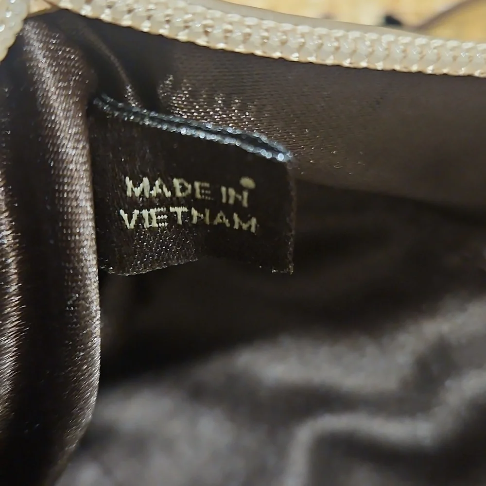 Coach Shimmering Gold Leather Pouch - Picture 3 of 6